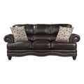 Atmungsaktives Sofa mit Kunstlederbezug, braunes Finish, Massivholzgestell, Polsterung aus hochdichtem Schaumstoff, Ziernägel, Dekokissen, Füße aus Espresso-Holz, traditionelle Wohnzimmersitzmöbel